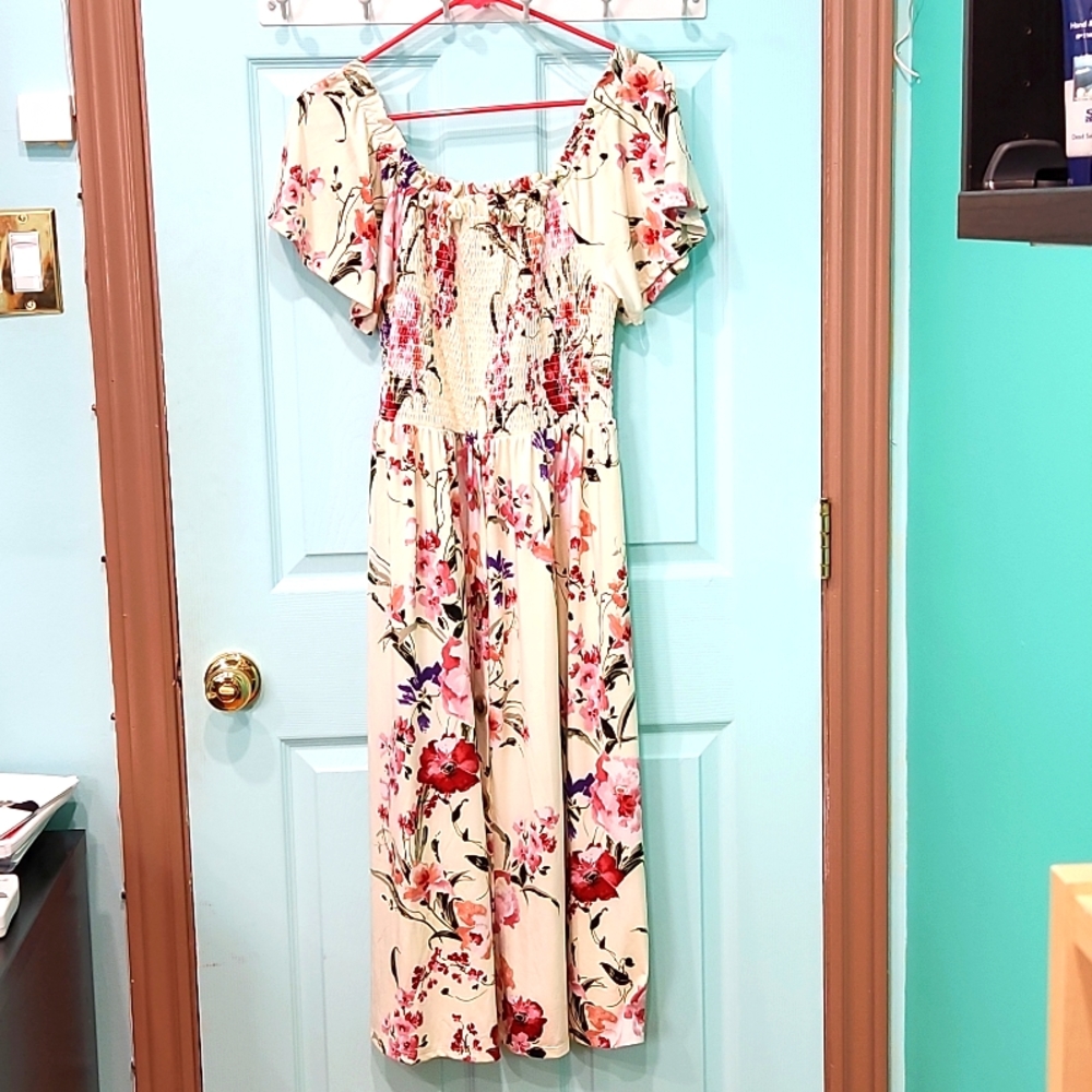 Bohemian Maxi Crepe Dress With Ruffles, Floral Print Cream